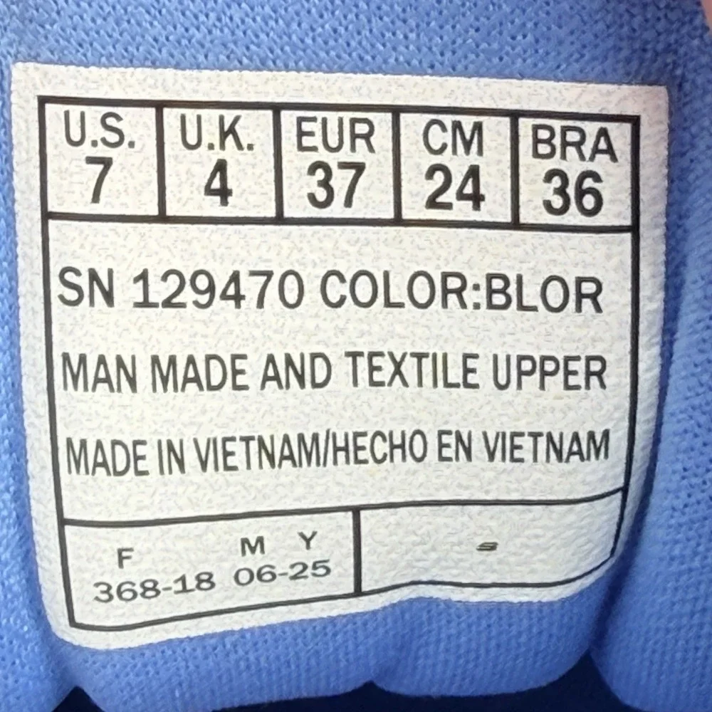Skechers enjoy lightweight